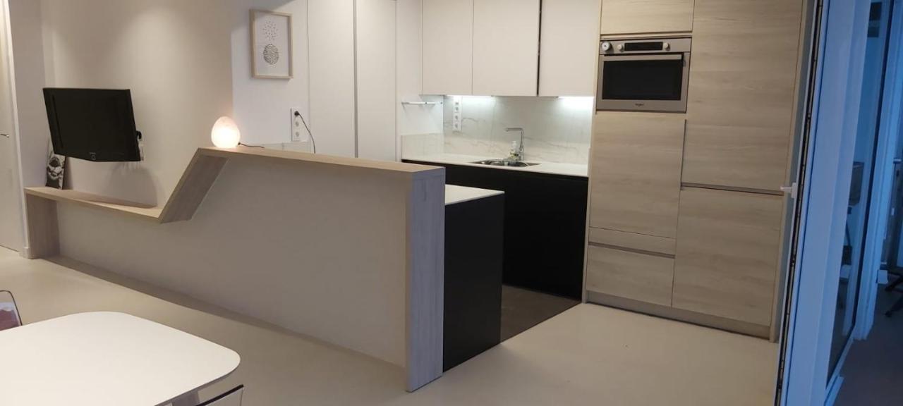 סאלו Jacuzzi & Sauna Apartment ! מראה חיצוני תמונה